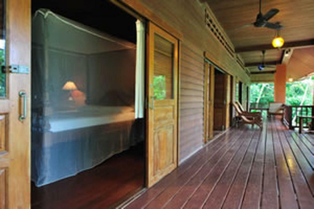 Baan Mai Beachfront Lone Island Phuket المظهر الخارجي الصورة