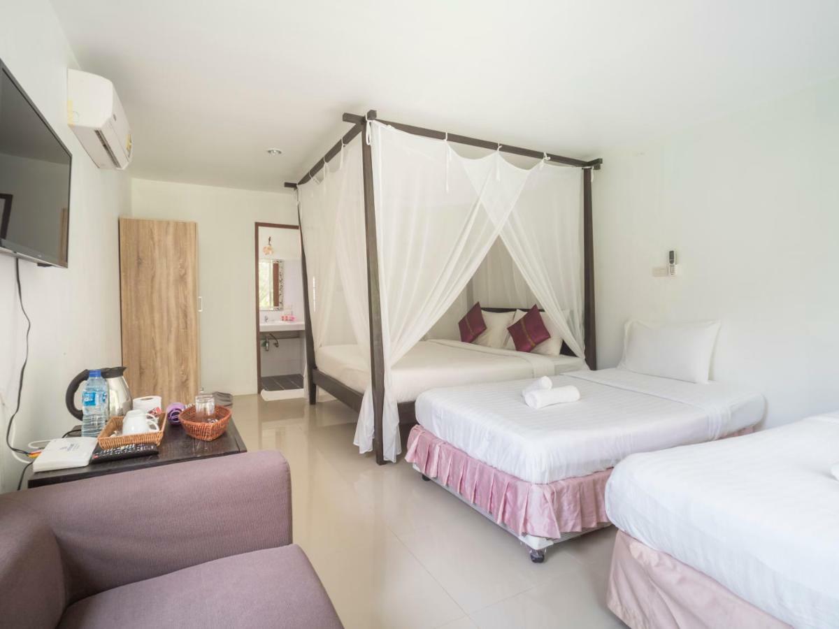 Baan Mai Beachfront Lone Island Phuket المظهر الخارجي الصورة